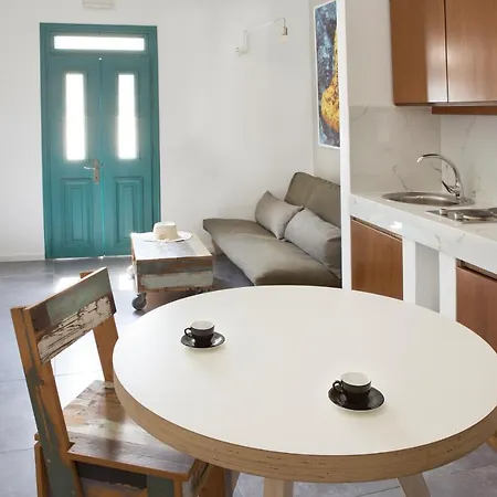 Poseidon Apartment *