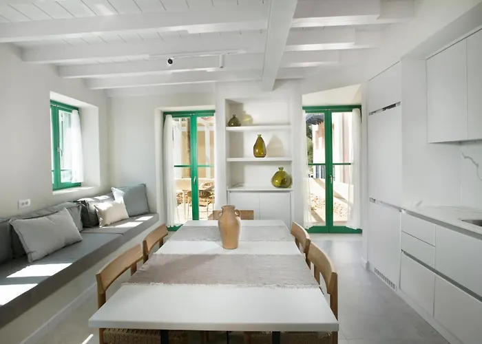 Poseidon Apartman Mejíszti